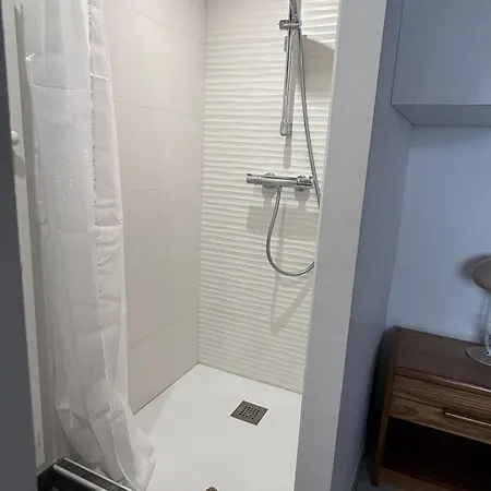 L'escale Les Pieds Dans L'eau 度假居 *