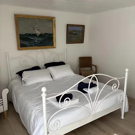 L'escale Les Pieds Dans L'eau 度假居 *