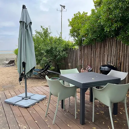 Vakantiehuis L'escale Les Pieds Dans L'eau Barbâtre