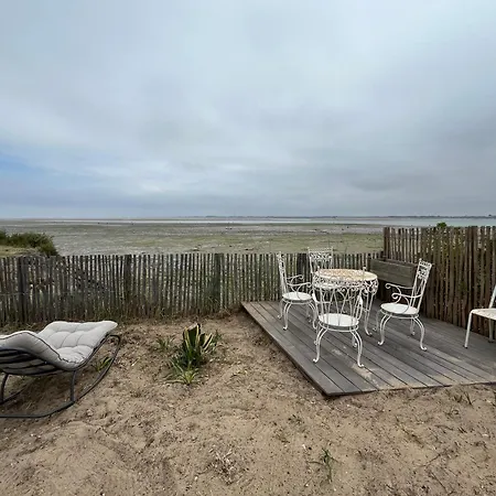 L'escale Les Pieds Dans L'eau Сasa de vacaciones
