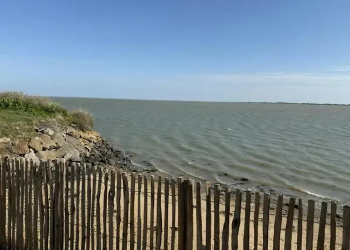 Дом отдыха L'escale Les Pieds Dans L'eau Barbatre